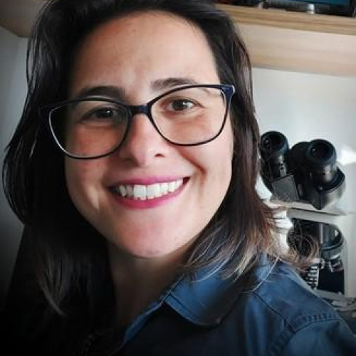 Dra. Juliana Fracalossi Paes