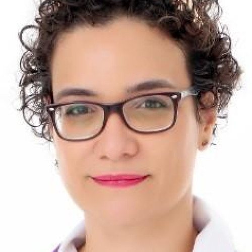  Dra. Gabriela Martins Bueno Lucio