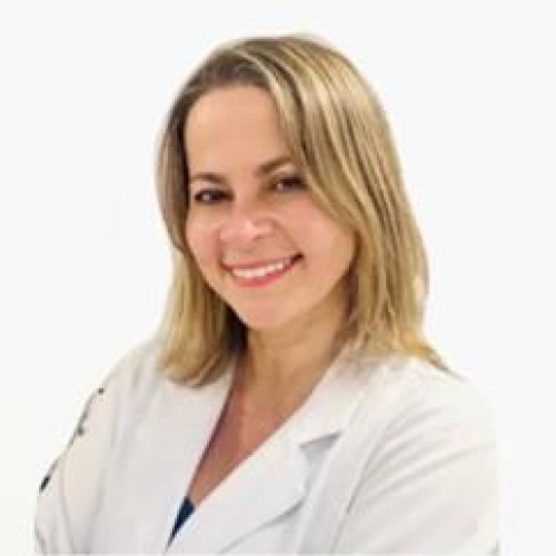 Dra. Claudia Pereira dos Santos Gomes