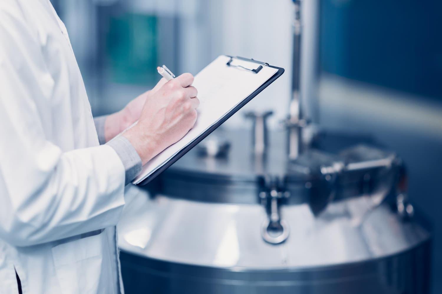 Controle de qualidade laboratorial: garantia de resultados confiáveis | Diagnósticos do Brasil: Referência em Apoio Laboratorial